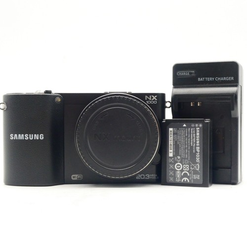 Fotocamera digitale mirrorless