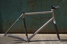 SEVEN CYCLES Elium Freme Set