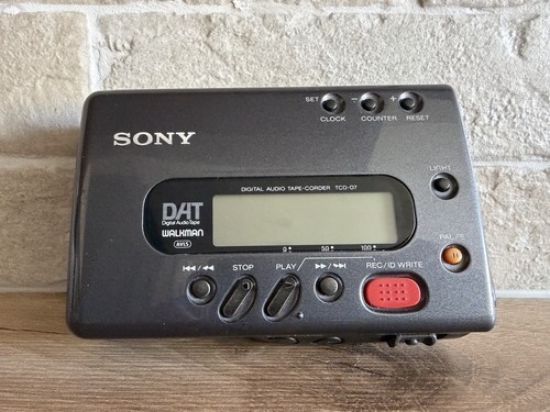 Sony tcd dat walkman - tcd-d7,