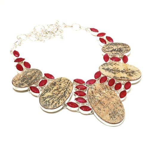 Collana bigiotteria fatta - , a