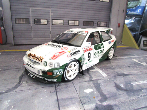 Ford escort cosworth - ford,