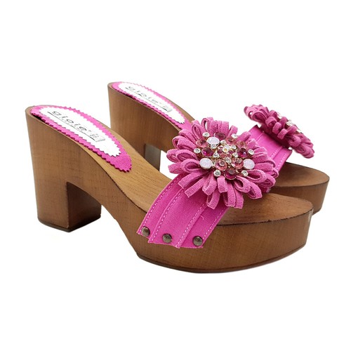 Zoccoletti fucsia con gioiello
