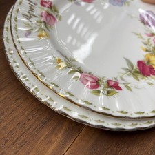 Piatto Royal Albert Fiore del