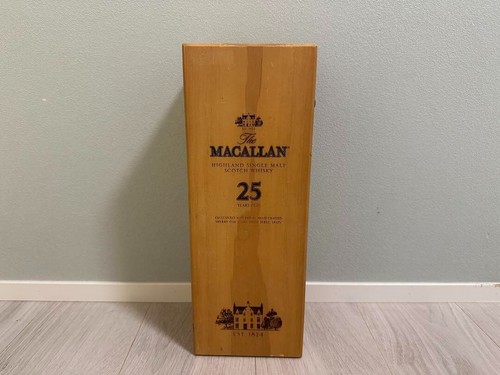 The macallan whisky scozzese - the,