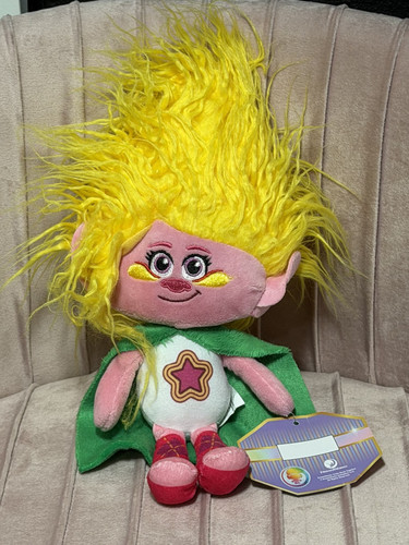 Trolls band together - trolls, movie