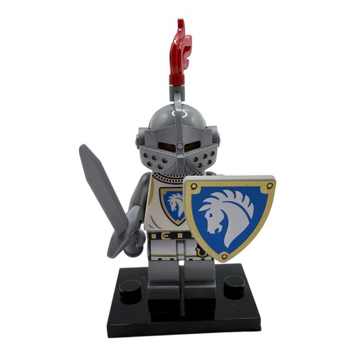 Lego castle minifigure - lego®,