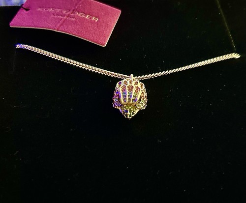 Collana con ciondolo testa