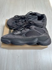 ⚫️ Adidas Yeezy 500 -