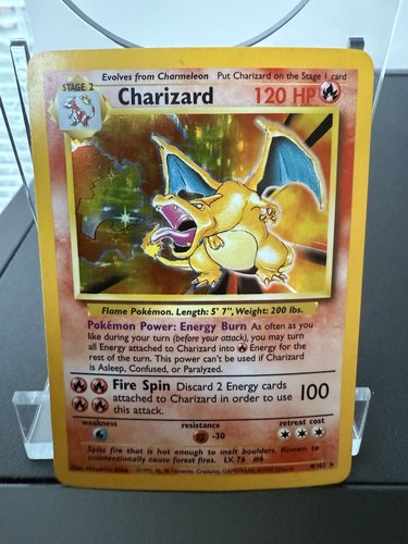 Base set charizard - base,