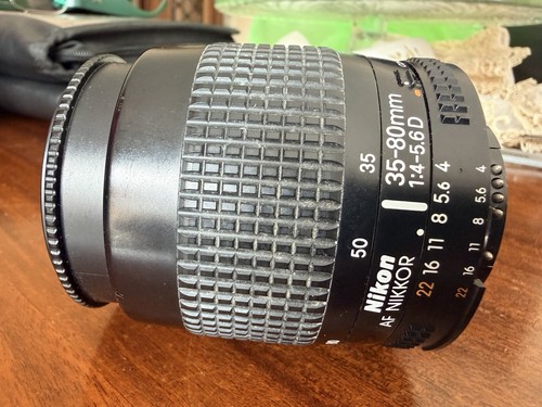 Zoom autofocus nikon 80 - zoom,