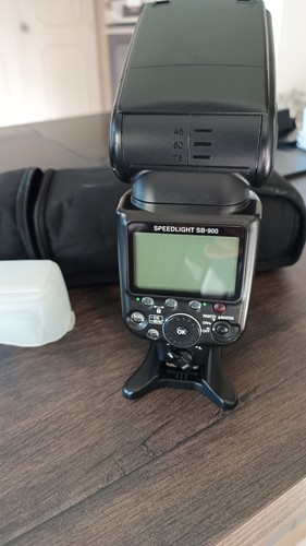 Nikon 900 flash speedlight - nikon,