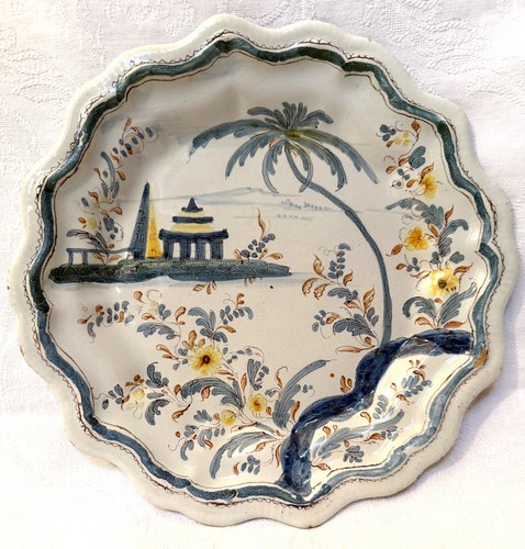 Antico piatto della