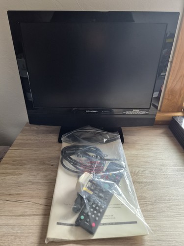 Lcd grundig pollici con - tv,