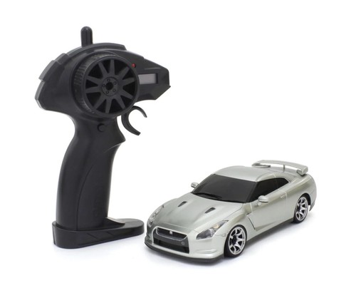 Mini first kyosho nisan - nisan, gt-r