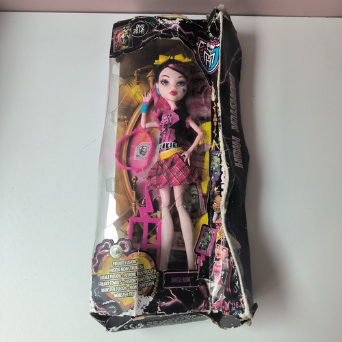Poupée monster high - monster,