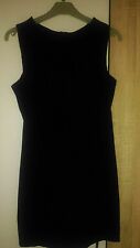  Abito donna smanicato. Tg40. Modello tubino, corto. Con spacco. Colore nero. 