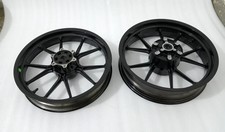Cerchio in lega anteriore e posteriore KTM Duke 250 390 nero modello 2017-2022 | Adatto per