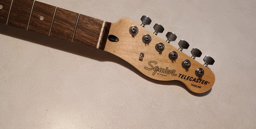 Open box fender squier - open,