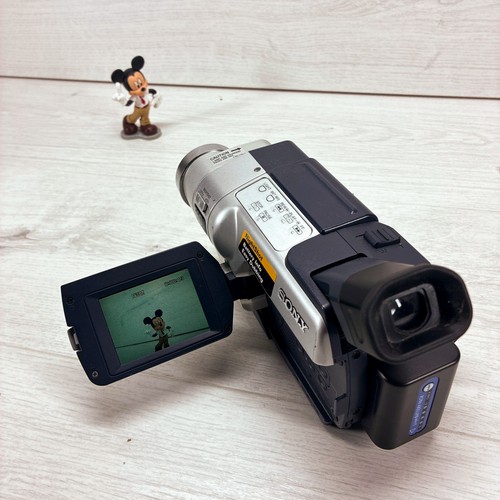 Sony ccd trv218e hi8 handycam - hi8,