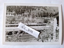 Fotografia Locomotore Elettrico FS E 646 di 2° serie in transito Aprile 1977