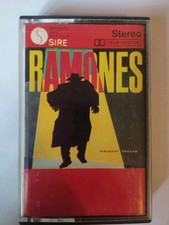 Ramones – Pleasant Dreams- MC Musicassetta Rara - Punk Versione Italiana