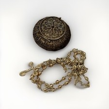 Scatola con rosario portagioie