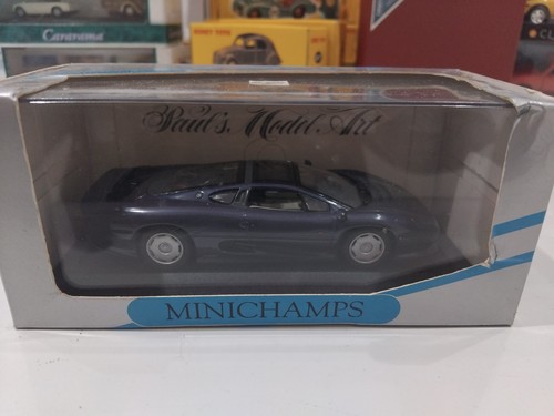 Minichamps 430 102220 1992 - 102220,