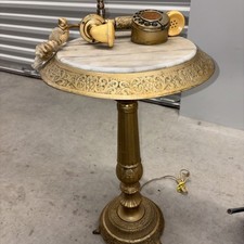 Antico telefono rotante