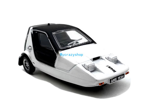 White bond bug tre - white,