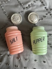 Shaker sale pepe Hazel Atlas platonite vetro latte rosa giadeite verde botte