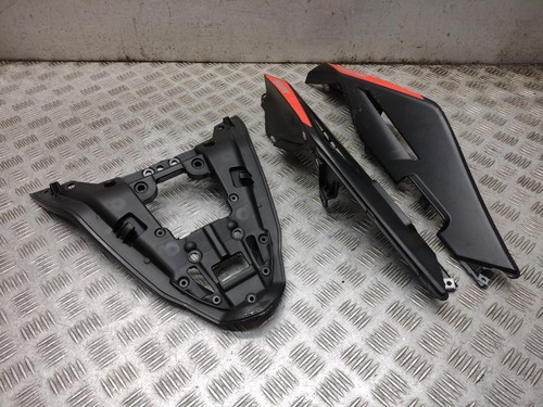 Carena pezzo coda aprilia - carena,