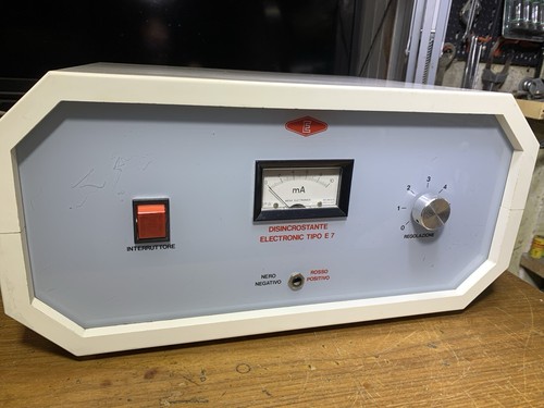 Amperometro power supply - i,