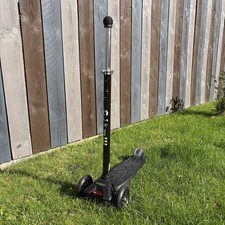 Monopattino Micro Maxi Kick 3