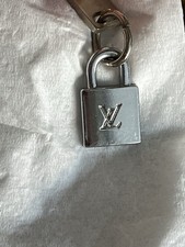 Louis Vuitton ciondolo con