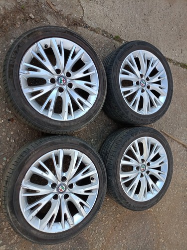 Set cerchi lega alfa - 4,