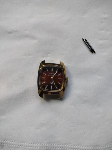 Bulova accutron 2210 vintage - bulova,
