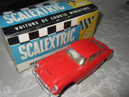 Scalextric vintage aston - ;,