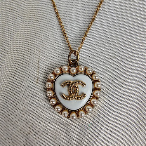 Collana charm chanel upcycled - collana,