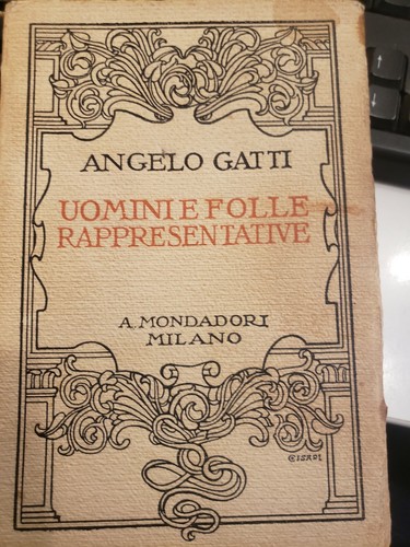 Angelo gatti uomini folle - uomini,