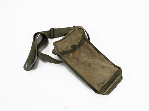 Custodia pochette rivista