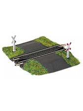 9499 Fleischmann scala N Passaggio a livello senza barriere con croci S. Andrea