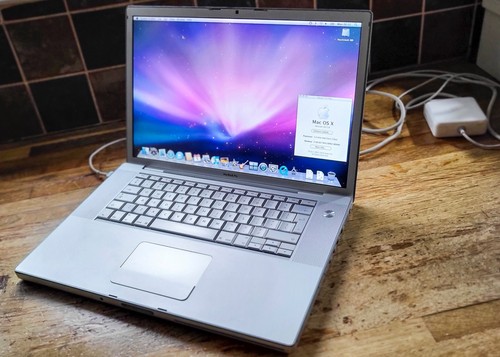 Apple macbook pro 4ghz 2gb - pro,