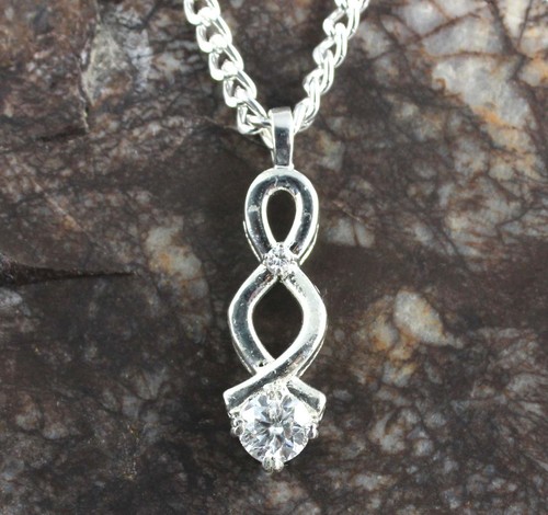 Bianco diamante solitario - bianco,