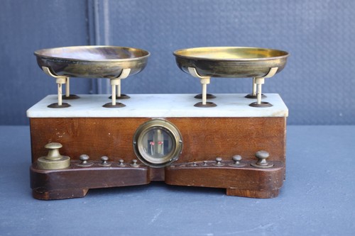 Bilancia vintage antica - antica, da