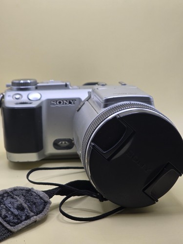 Sony cyber shot dsc - cyber-shot, 5mp