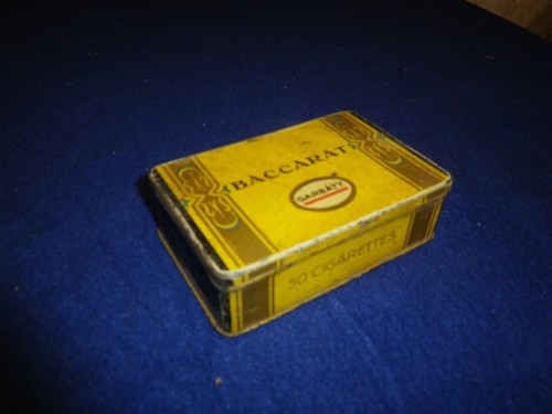 Vecchia scatola latta - vecchia,