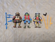Set di 3 action figure samurai