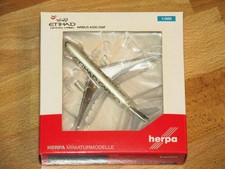 herpa wings 523493 Etihad