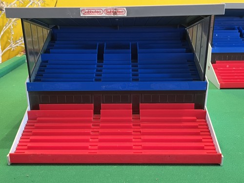 Tribuna subbuteo - tribuna,