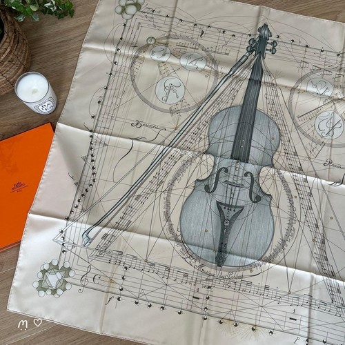 Sciarpa seta spartiti violino
